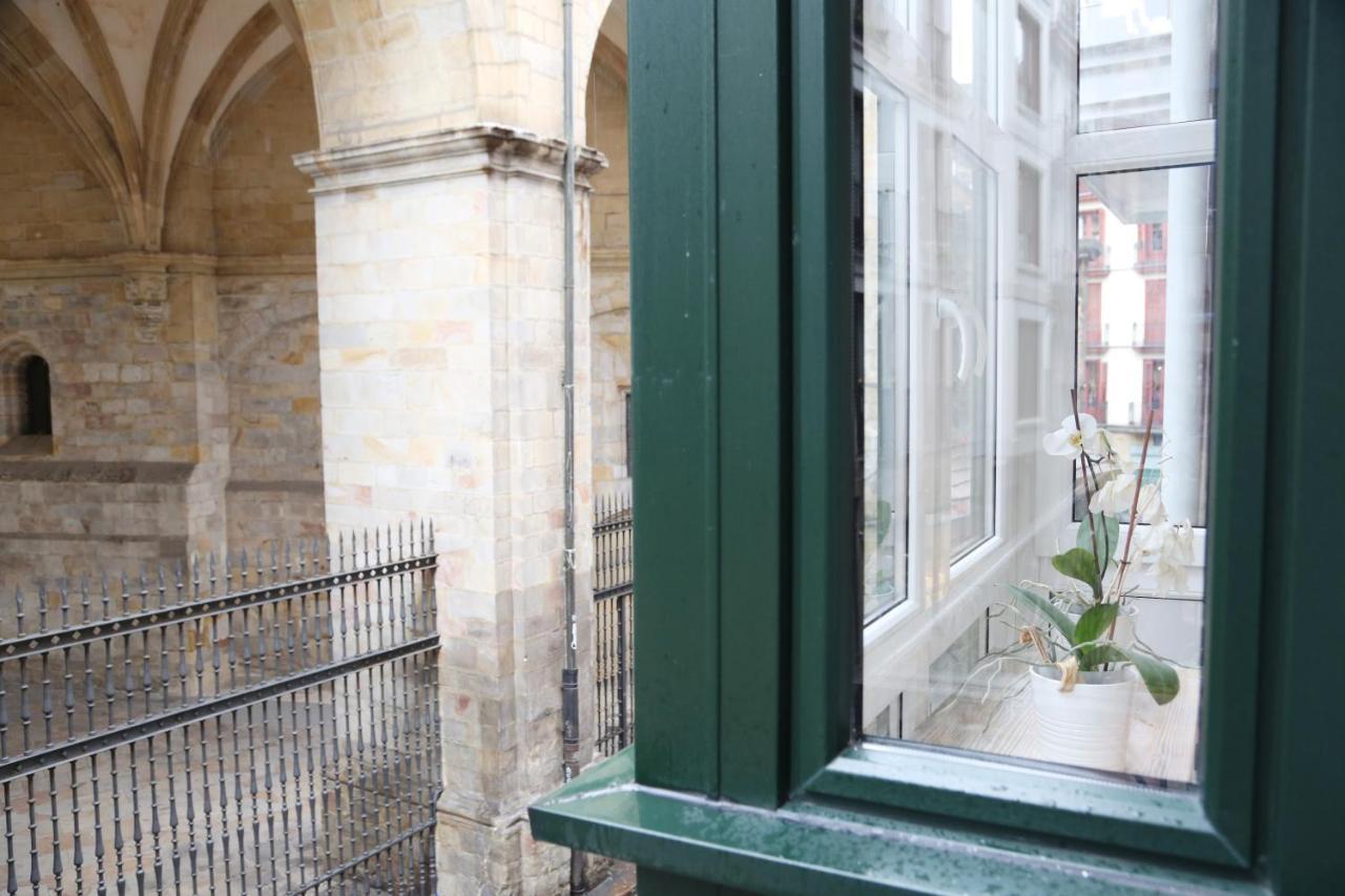 Appartement Piso Reformado Frente A La Catedral à Bilbao Extérieur photo